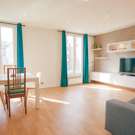 Apartment Paris15em Charles Michels